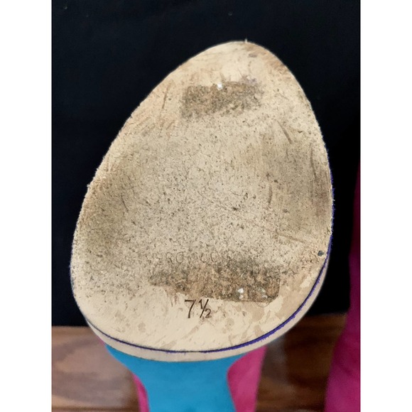 Brian Atwood Fontanne Multicolor Suede Platform Pumps - Picture 9 of 13